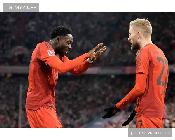 实时：基米希右路45度斜传，凯恩头球破门为拜仁扳平